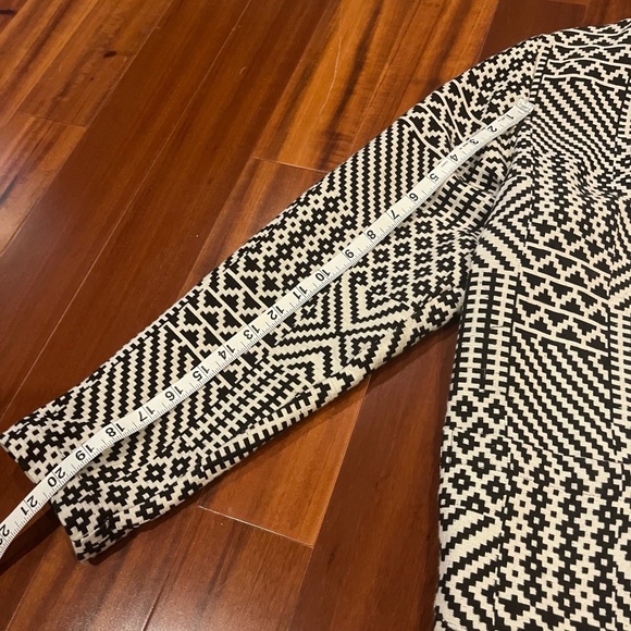 Chicos Vintage Geometric Jacket Black White Thick Fabric Long Sleeve Blazer 0 S‎ - Picture 7 of 8